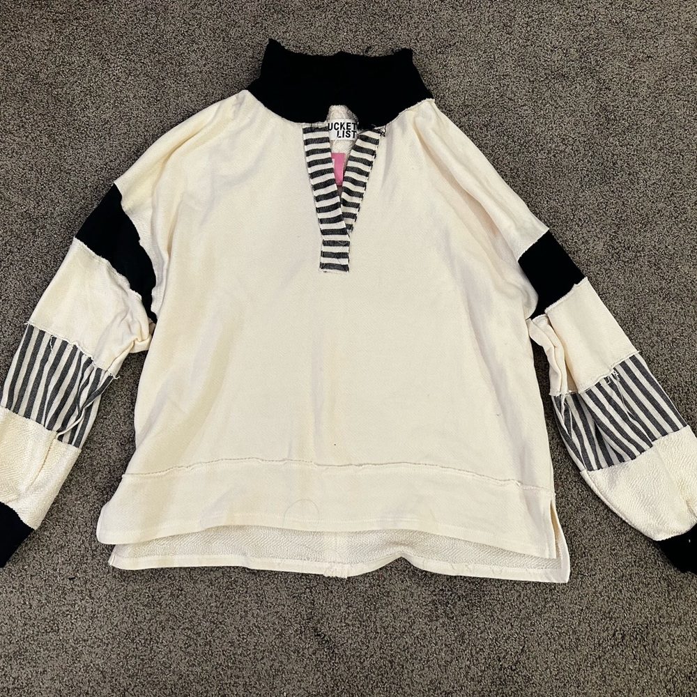 Striped Black and White Long Sleeve Top